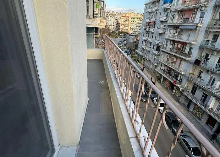 Ifestos-your Urban Apartment Thessaloniki
