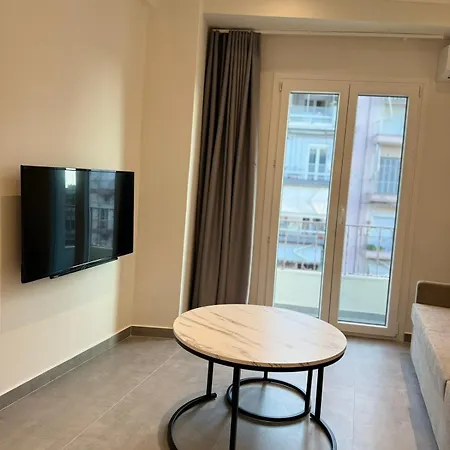 Ifestos-your Urban Appartement *